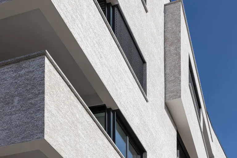 Wohngebäude mit Massivwand
